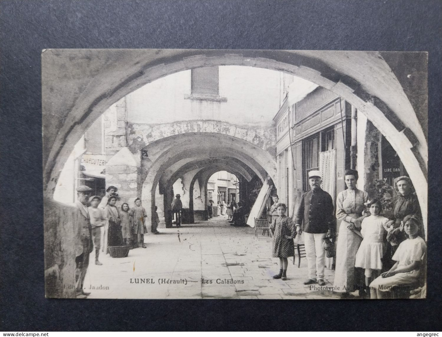 Carte France Lunel (Hérault)    Les Caladons - Cachet 1914 Groupes de Brancardiers le Médecin-chef