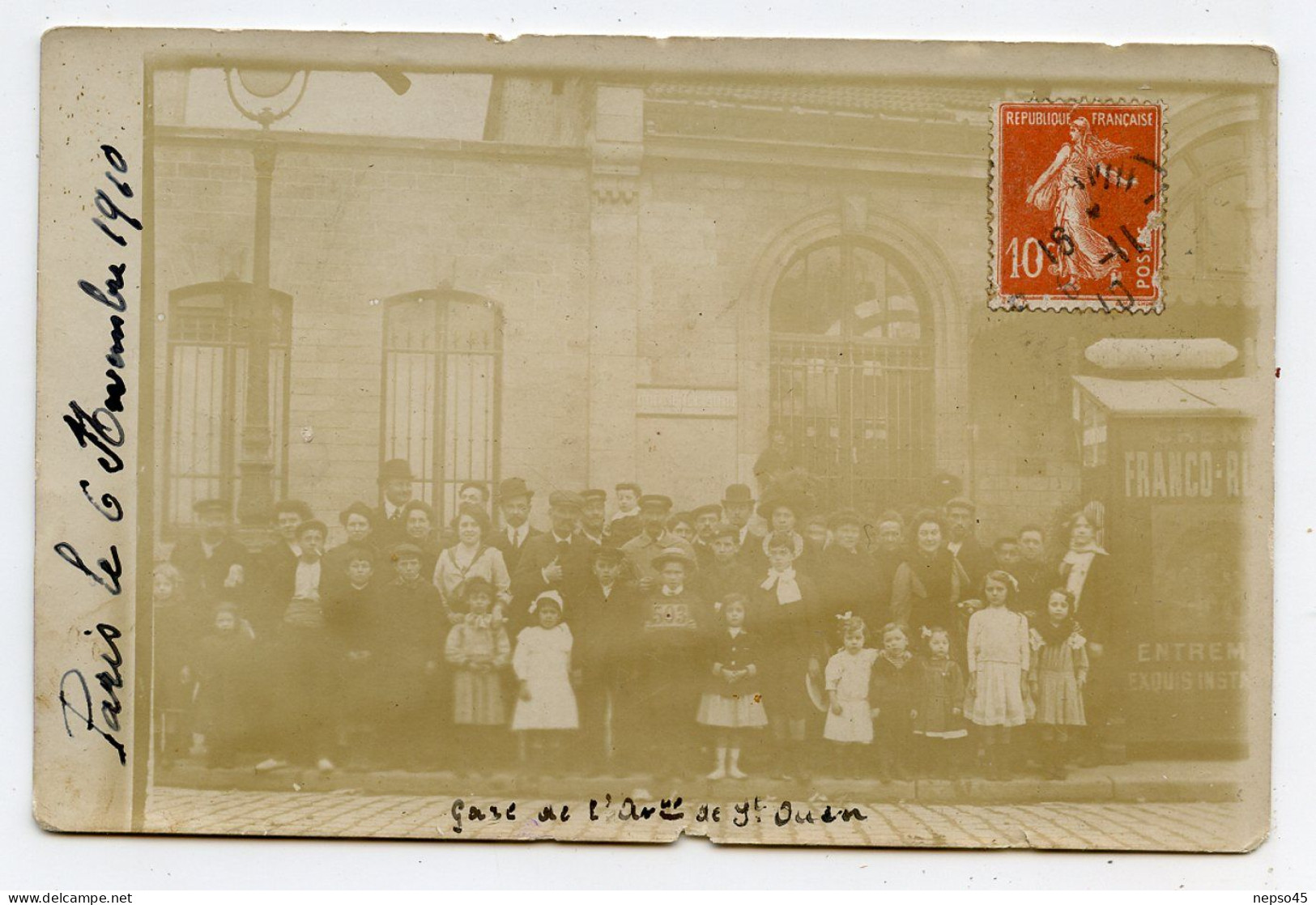 carte photo ancienne Paris le 06 Novembre 1910 groupe de personnes à la gare de St-Quen.