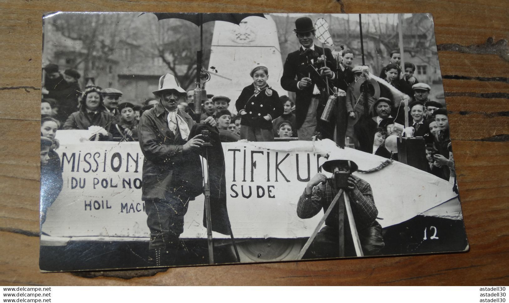 Carte photo de cavalcade a situer a TOURNON   ............... 20294