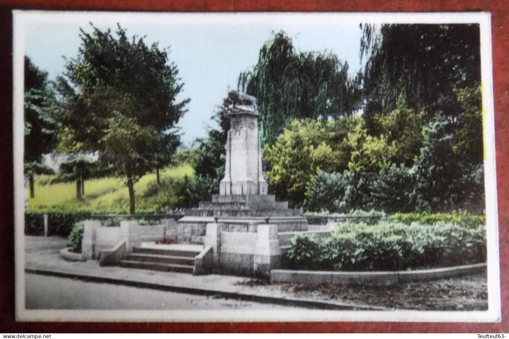 Carte photo Kapelle-op-den-Bos ; monument gesneuvelden 14/18