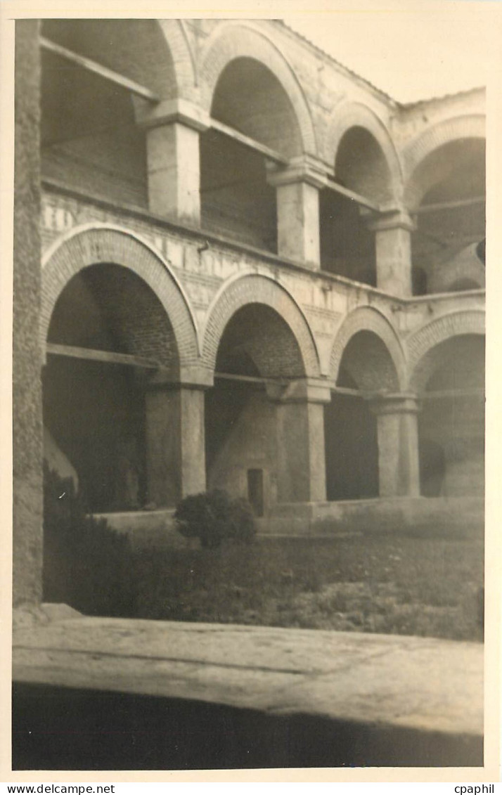 CARTE PHOTO Yougoslavie Skopje Le caravanneserail 1956