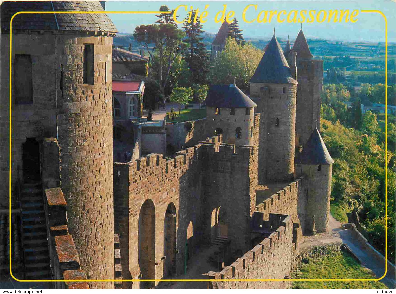 Carte Postale - 11 - Carcassonne - Cité de Carcassonne -  -  -  -  - CPM -  -  - Voir Scans Recto-Verso