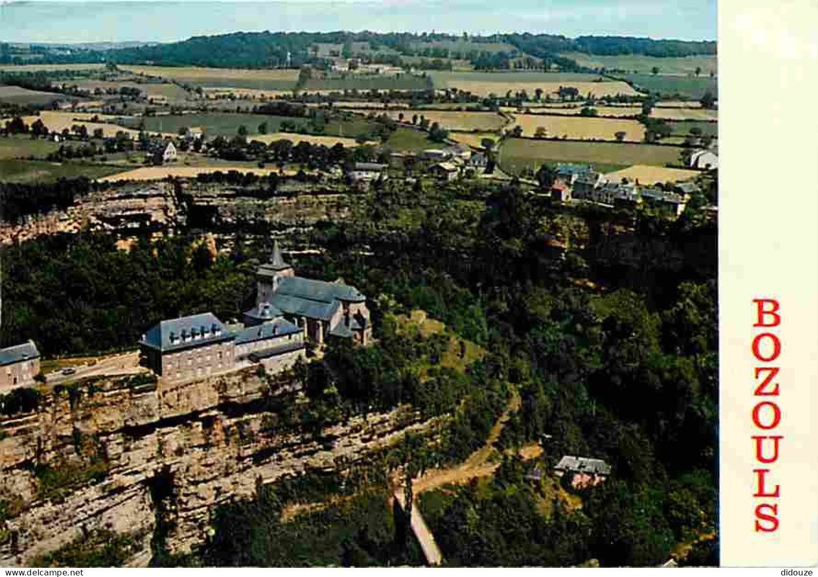 Carte Postale - 12 - Bozouls - Vue aérienne sur le Trou de Bozouls - Dans le fond le moulin et le pont - Flamme Postale