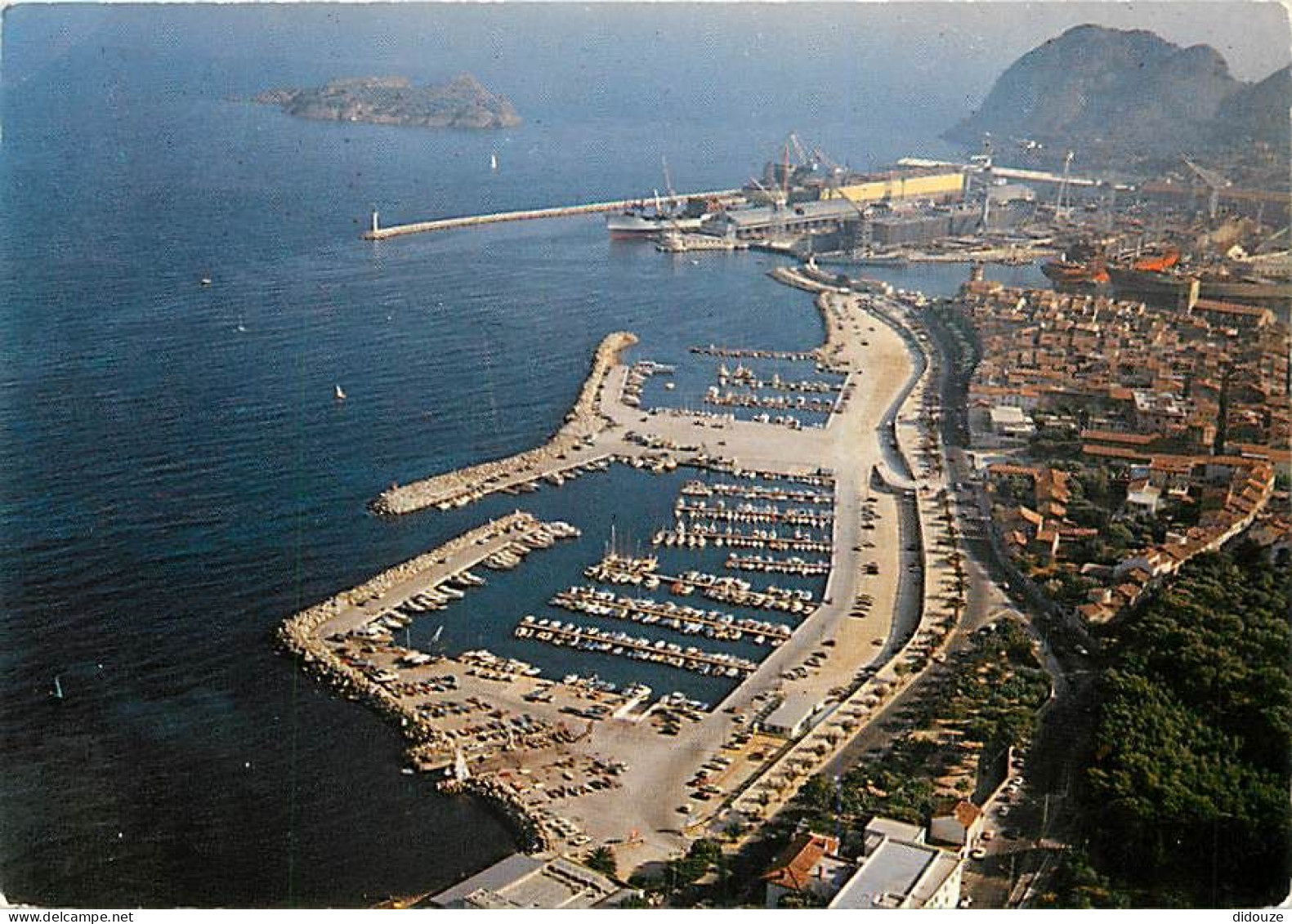 Carte Postale - 13 - La Ciotat - Vue aérienne - Le Port - Flamme Postale de La Ciotat - CPM - Voir Scans Recto-Verso - P