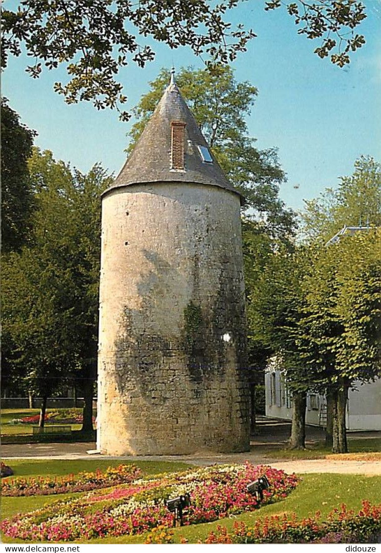 Carte Postale - 17 - Surgères - La Tour Hélène (XVIe s.) - Fleurs - Flamme Postale de Surgères - CPM - Voir Scans Recto-