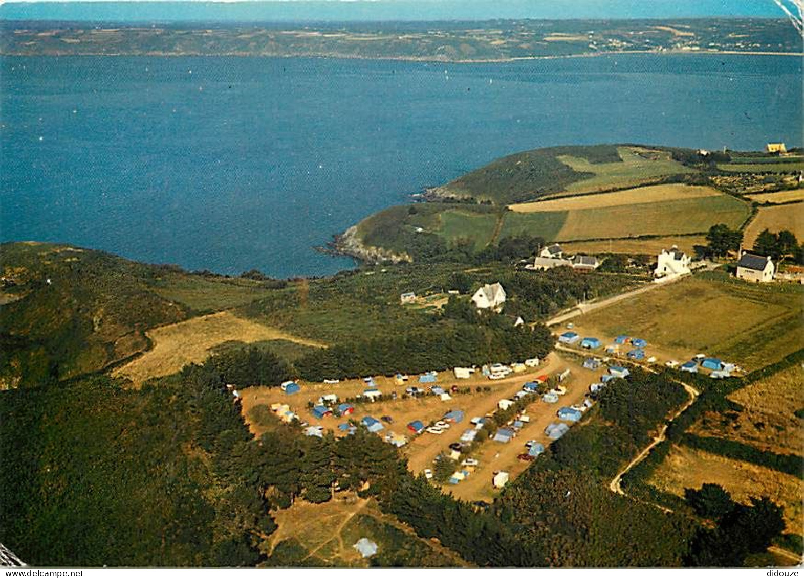 Carte Postale - 22 - Plestin les Greves - Le camping de l'Armorique - Vue aérienne - Flamme Postale de Plestin les Greve