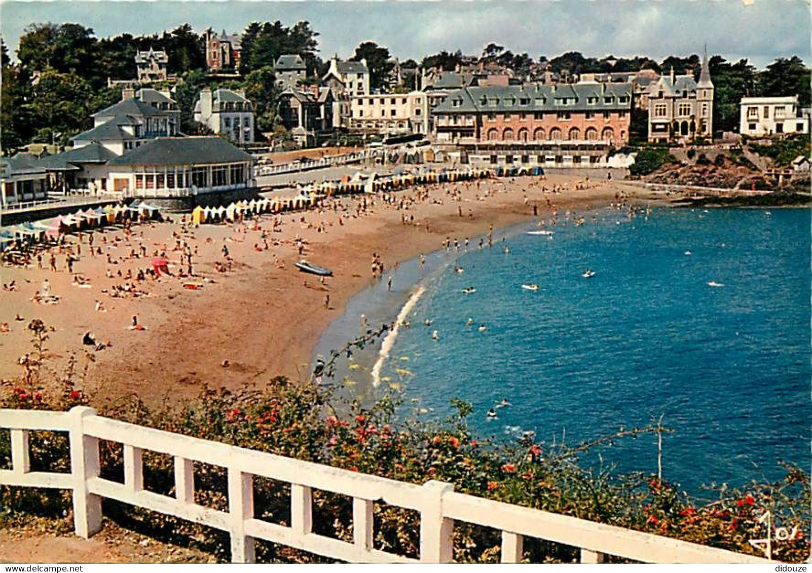 Carte Postale - 22 - Saint Quay Portrieux - La grande plage - Flamme Postale de Saint Quay Portrieux - CPM - Voir Scans