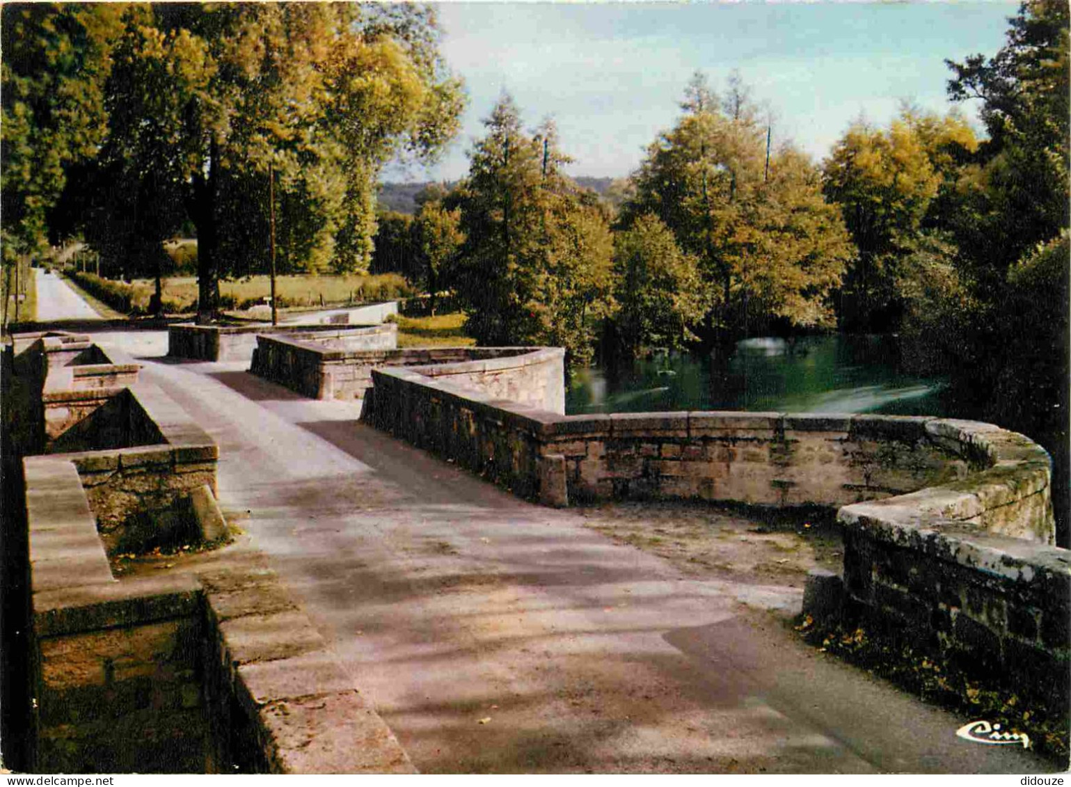Carte Postale - 23 - Moutier d'Ahun - Le pont romain - CPM - Voir Scans Recto-Verso - Poscard - Carta Postal -  Postkart