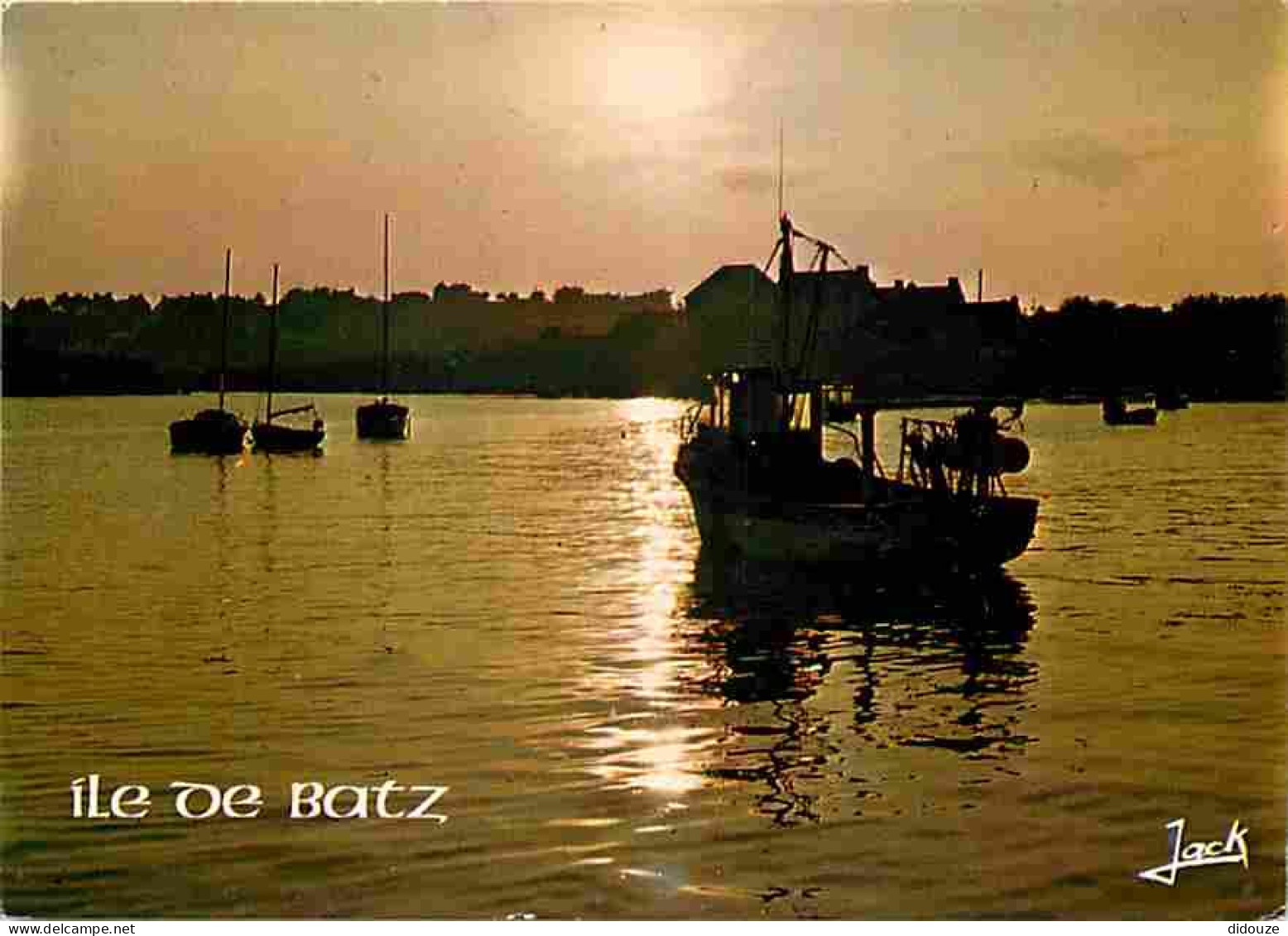 Carte Postale - 29 - Ile de Batz - Le Port - Coucher de Soleil - Voir Scans Recto Verso