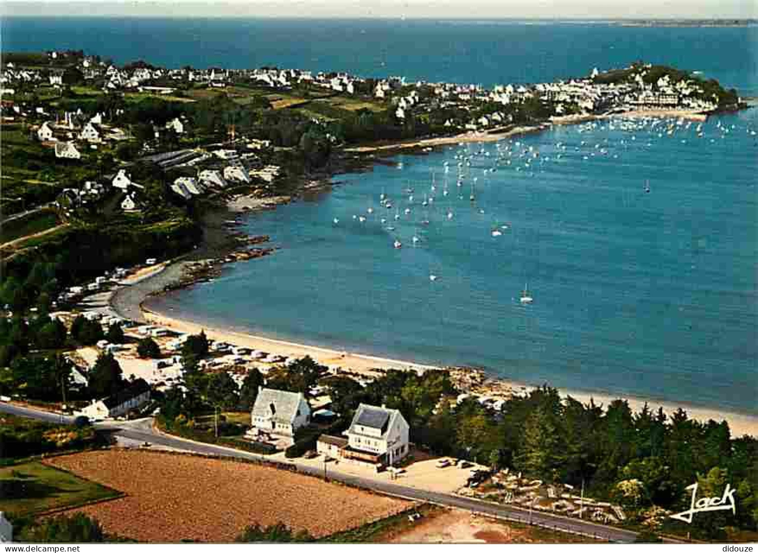 Carte Postale - 29 - Locquirec - La Plage des Sapins - La Pointe de Locquirec - Vue aérienne - Voir Scans Recto Verso