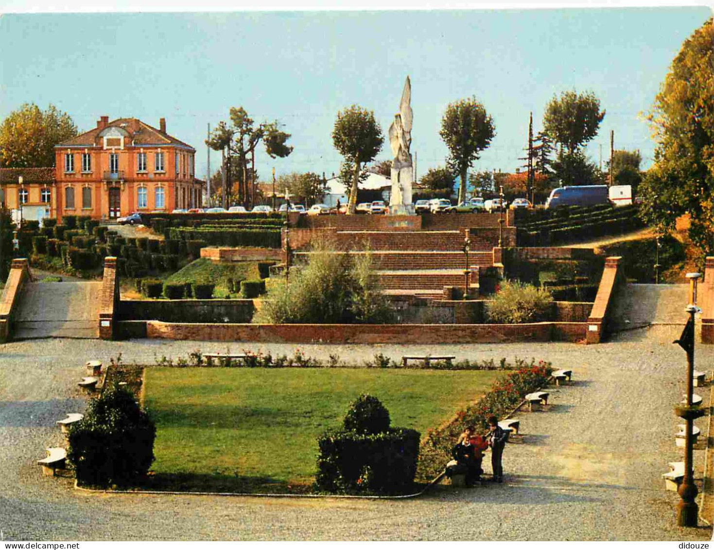 Carte Postale - 31 - Muret - le square clément ader -  -  -  -  - CPM -  -  - Voir Scans Recto-Verso