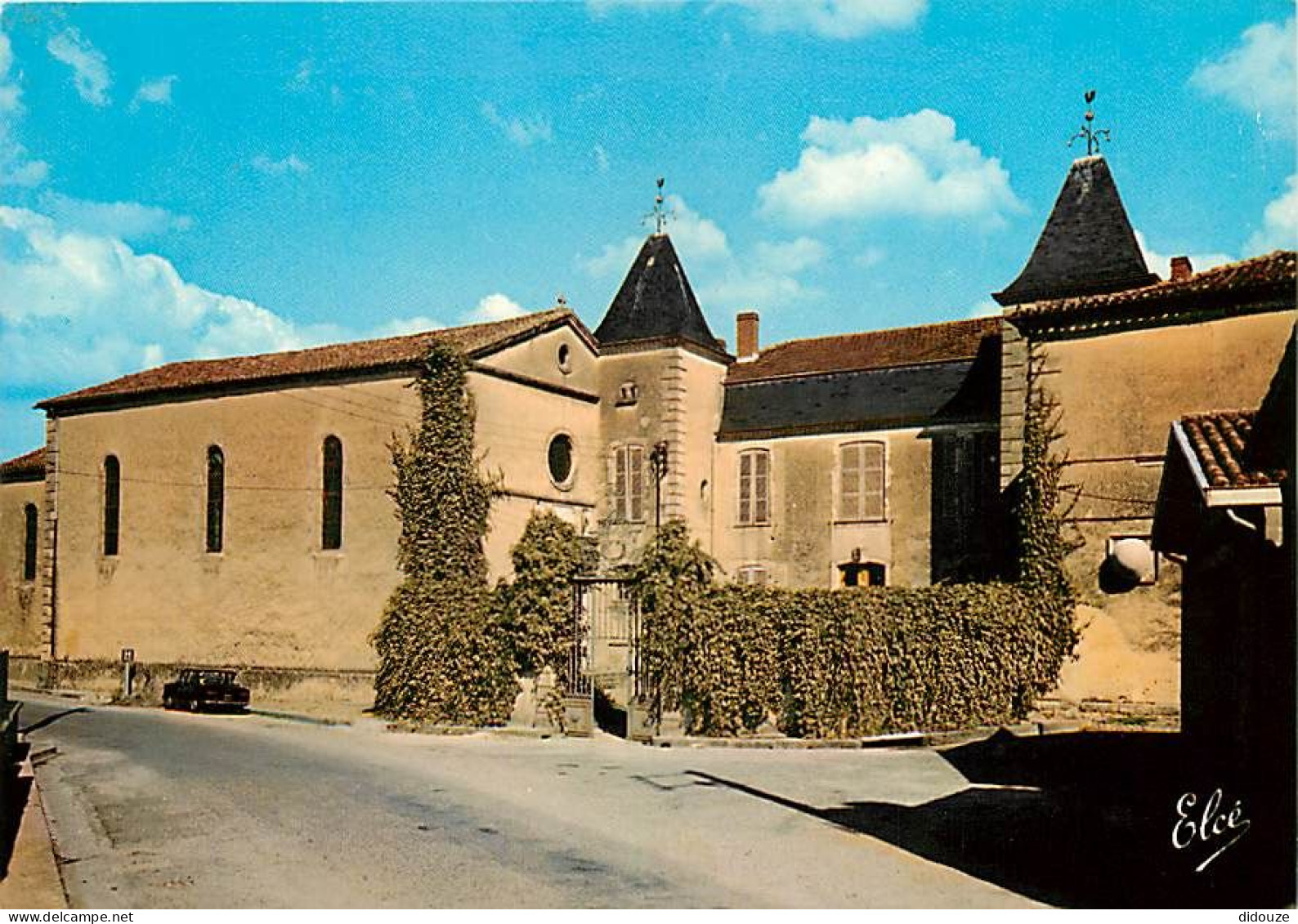 Carte Postale - 33 - Bazas - Entrée de l'Hôpital Hospice de Bazas. A gauche, la Chapelle - CPM - Voir Scans Recto-Verso