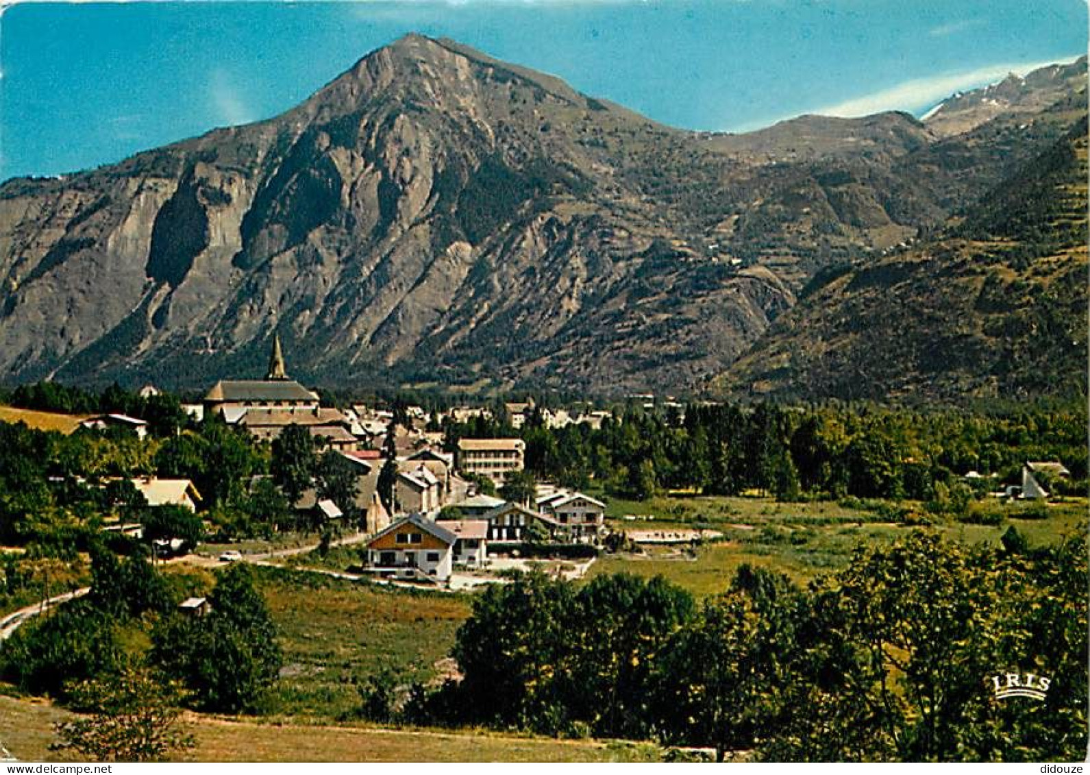 Carte Postale - 38 - Bourg d'Oisans - Vue générale et Massif des Grandes Rousses - Flamme Postale de Bourg d'Oisans - CP