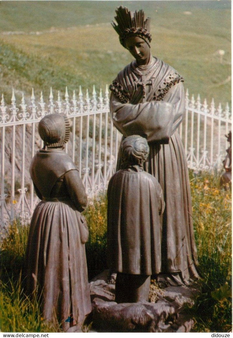 Carte Postale - 38 - La Salette - Sanctuaire Notre Dame de la Salette - La Vierge de la Conversation - Lieu de Pèlerinag