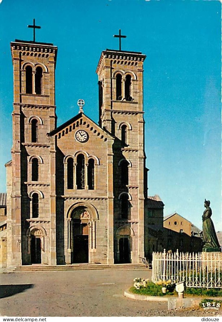 Carte Postale - 38 - La Salette - Sanctuaire Notre Dame de la Salette - Le Sanctuaire - Carte Neuve - Lieu de Pèlerinage
