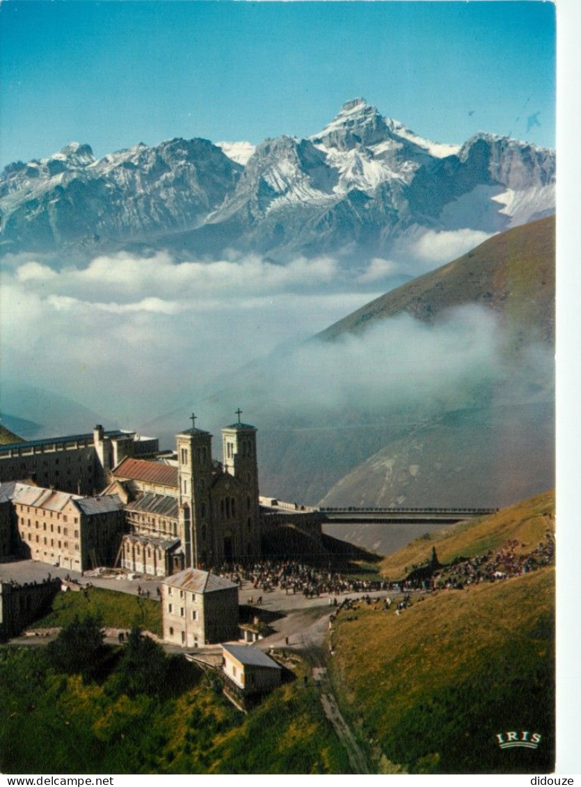 Carte Postale - 38 - La Salette - Sanctuaire Notre Dame de la Salette - Vue aérienne - Lieu de Pèlerinage - CPM - Carte