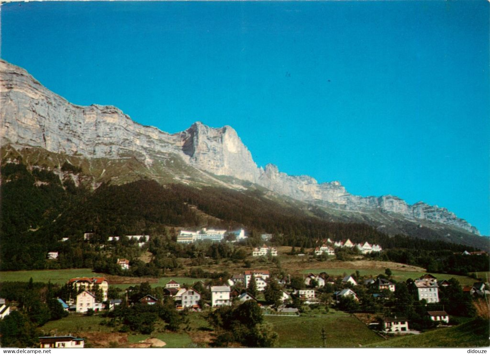 Carte Postale - 38 - Saint Hilaire du Touvet - Vue générale du Plateau des Petites Roches - CPM - Voir Scans Recto-Verso