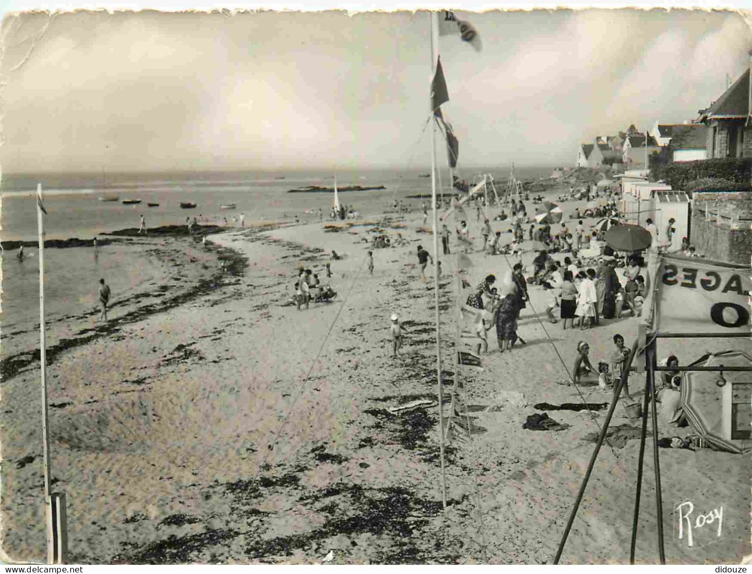 Carte Postale - 44 - Piriac sur Mer - La plage - Carte dentelée - CPSM grand format - Etat froissures - Voir Scans Recto