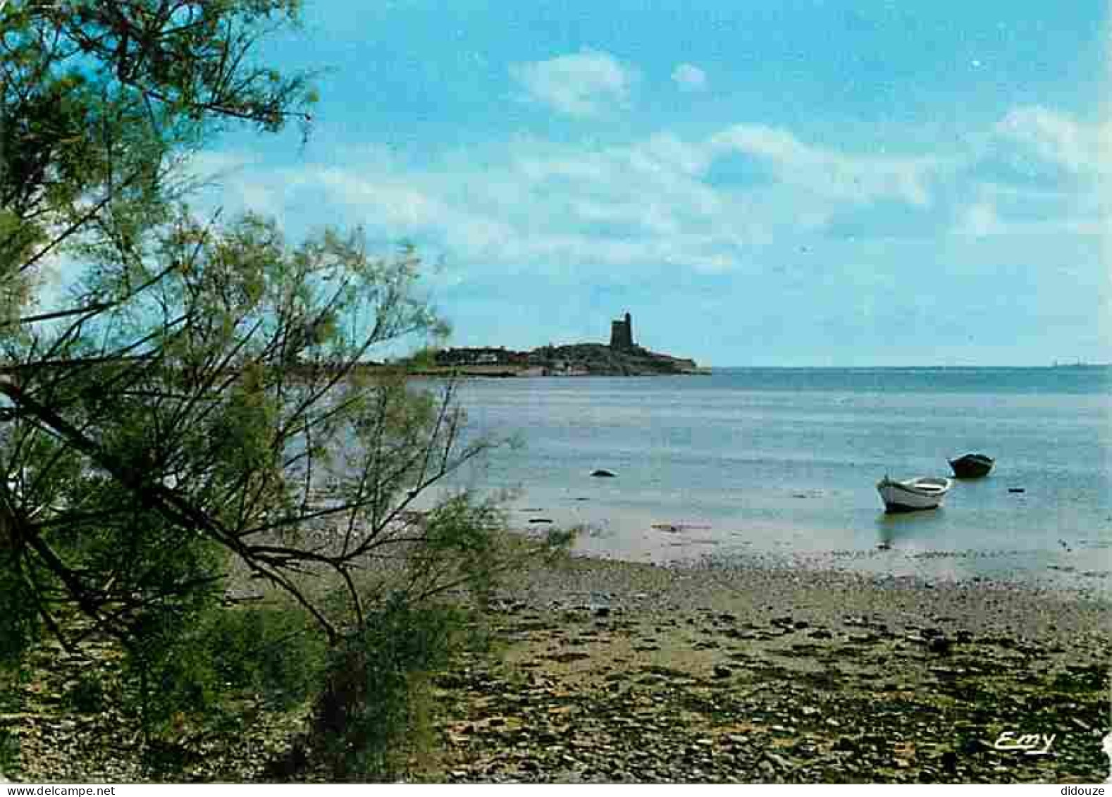 Carte Postale - 50 - Saint Vaast la Hougue - Le port de la Hougue vu de la baie du Cul du Loup - CPM - Voir Scans Recto-