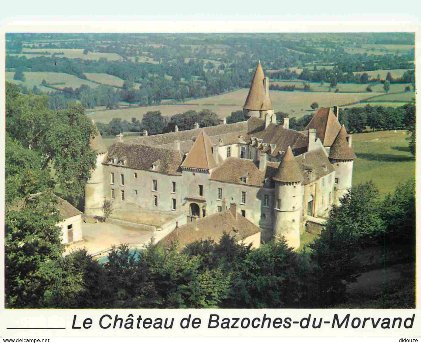 Carte Postale - 58 - Bazoches du Morvand - Le Château - Vue aérienne - CPM - Carte Neuve - Voir Scans Recto-Verso - Posc