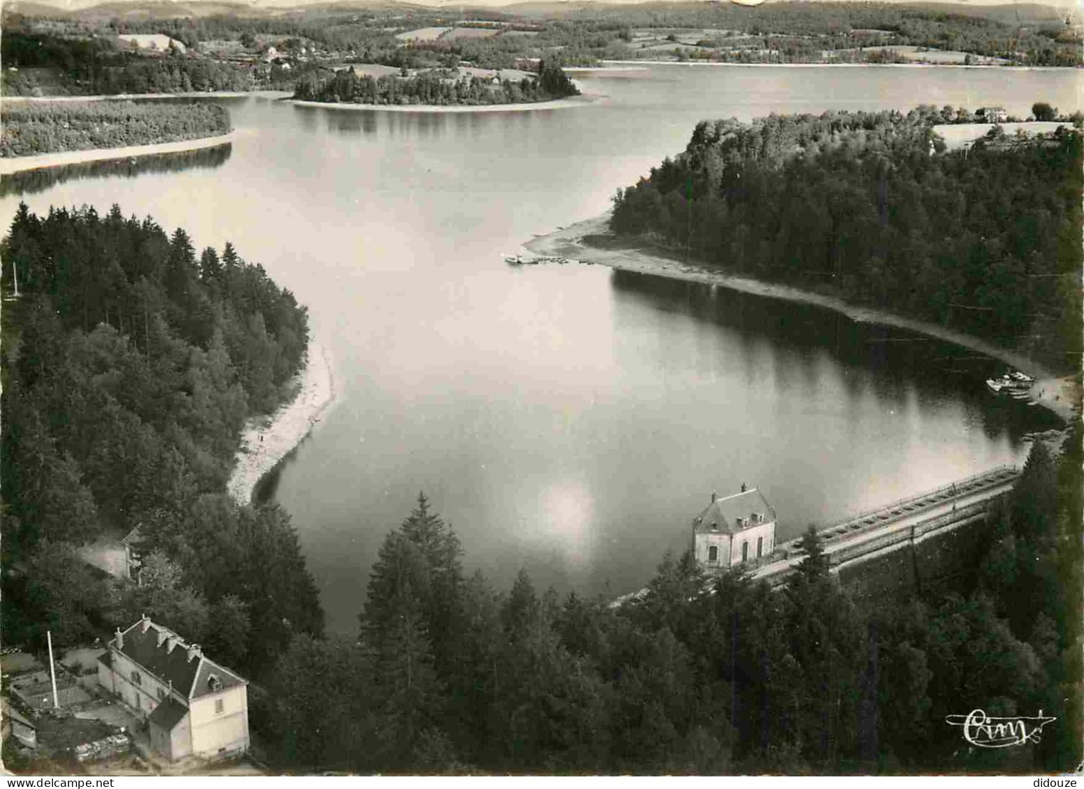 Carte Postale - 58 - Montsauche les Settons - Lac des Settons - Vue aérienne - Mention Photographie véritable - Carte de