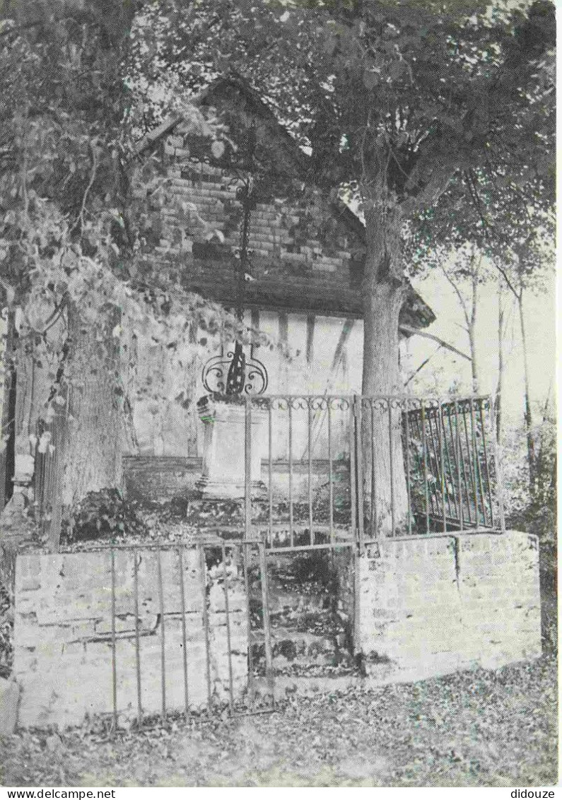 Carte Postale - 60 - Guiscard - Un vieux Calvaire Rue du Jeu d'Arc - Carte dentelée - CPSM grand format - Voir Scans Rec