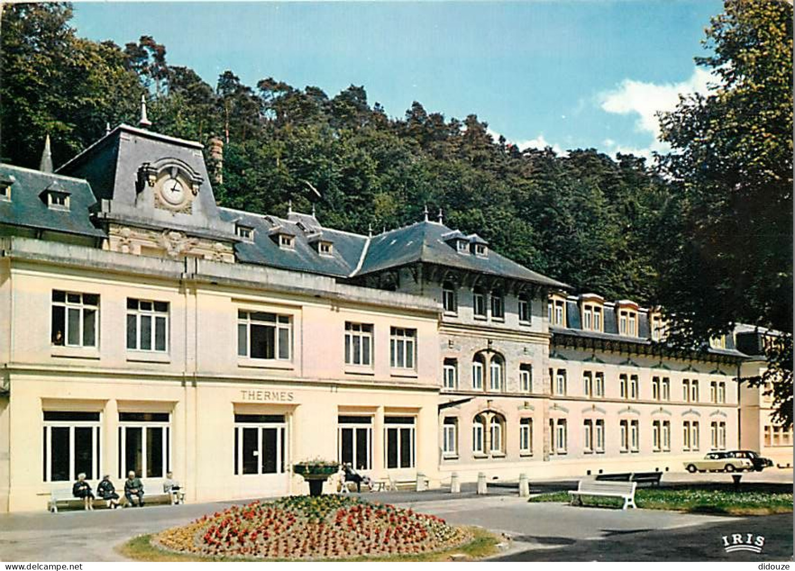 Carte Postale - 61 - Bagnoles de l'Orne - Les Thermes - Automobiles - Flamme Postale de Bagnoles de l'Orne - CPM - Voir