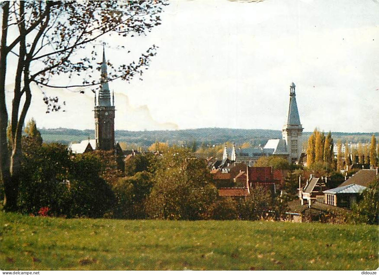 Carte Postale - 62 - Liévin - Une ville verte - Vue Générale - Flamme Postale de Liévin - CPM - Voir Scans Recto-Verso -