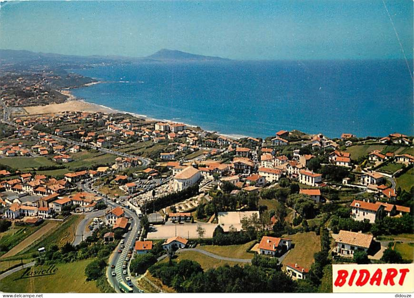 Carte Postale - 64 - Bidart - Vue Générale aérienne en direction de la Plage de Louhabia - Flamme Postale de Bidart - CP