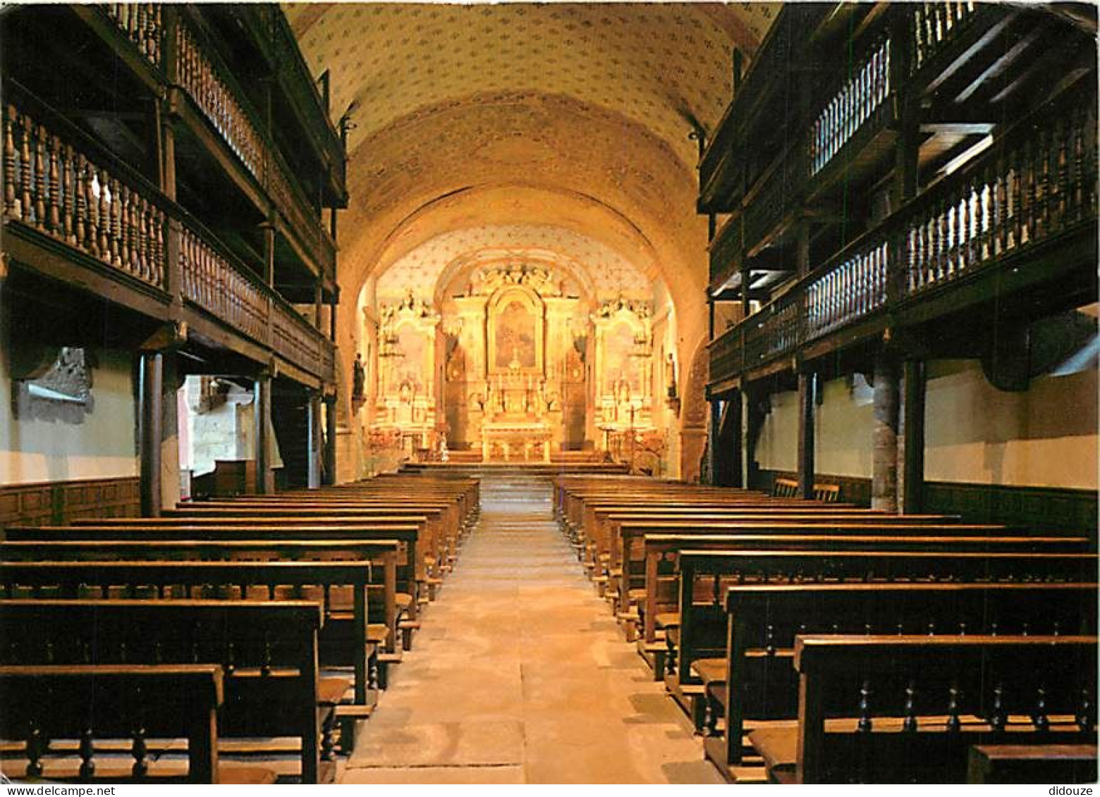 Carte Postale - 64 - Saint Etienne de Baigorry - Intérieur de l'église Saint-Etienne - Au fond  le rétable classé - Art