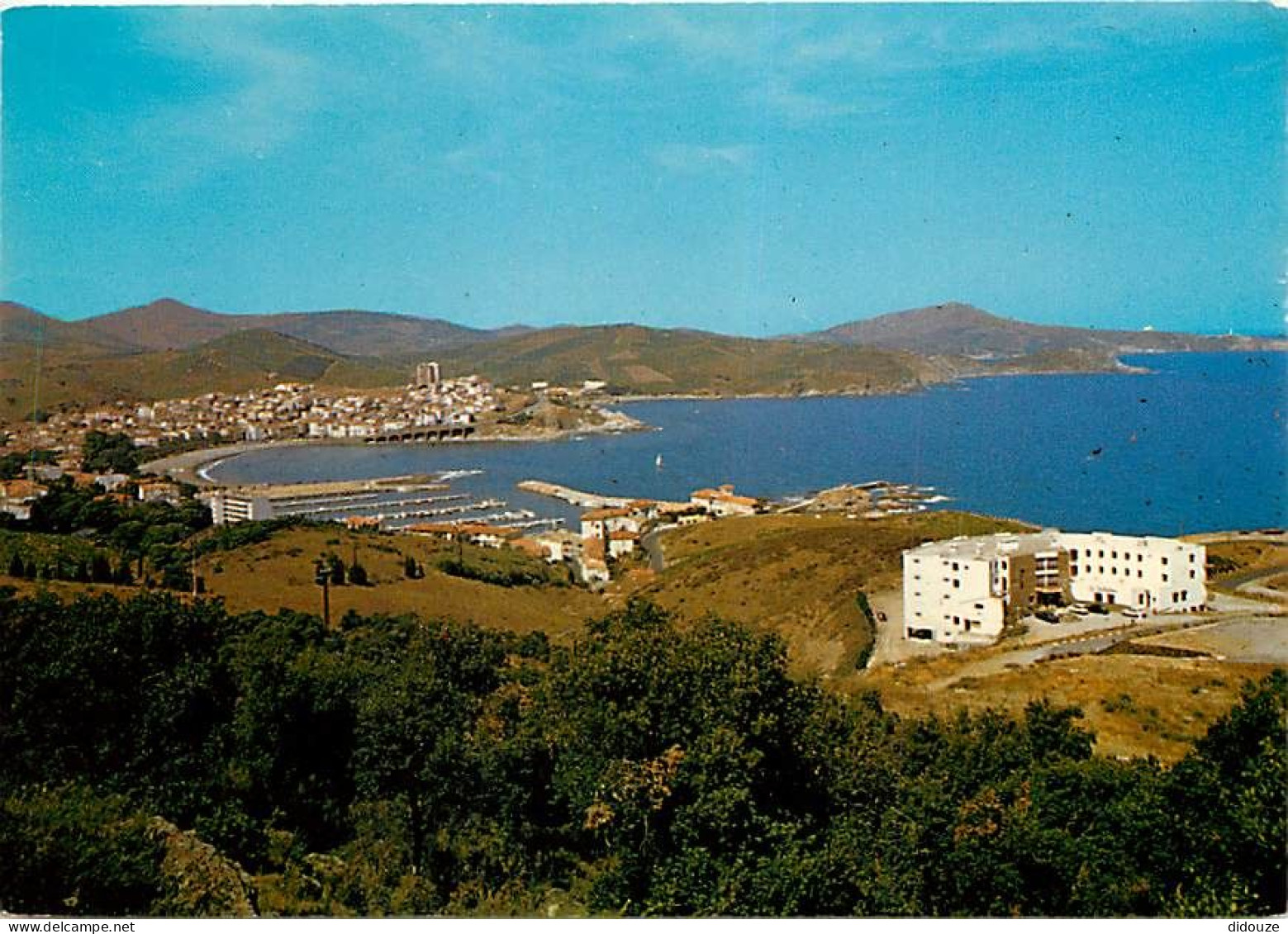 Carte Postale - 66 - Banyuls sur Mer - Vue panorannique de l'Hôtel Le Catalan sur la baie de Banyuls - CPM - Voir Scans