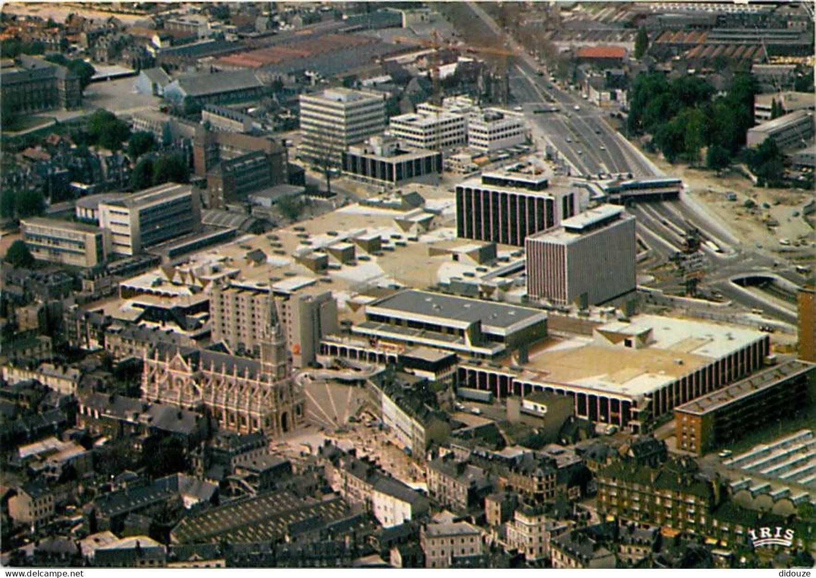 Carte Postale - 76 - Rouen - En avion sur le quartier St Sever - Vue aérienne - Flamme Postale de Le Grand Quevilly - CP