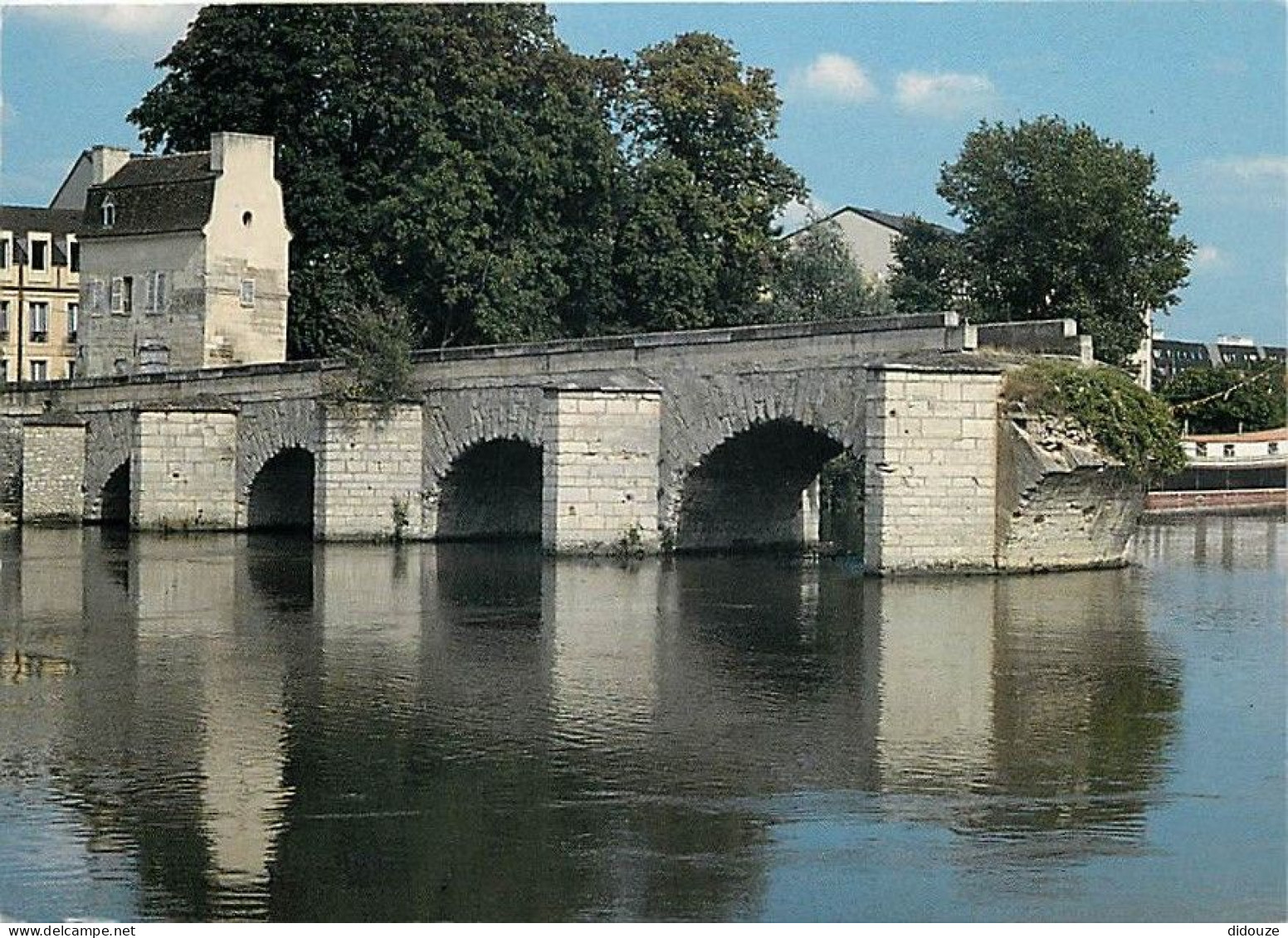 Carte Postale - 78 - Mantes la Jolie - Le vieux pont de Limay - CPM - Flamme Postale de Mantes la Jolie - Voir Scans Rec
