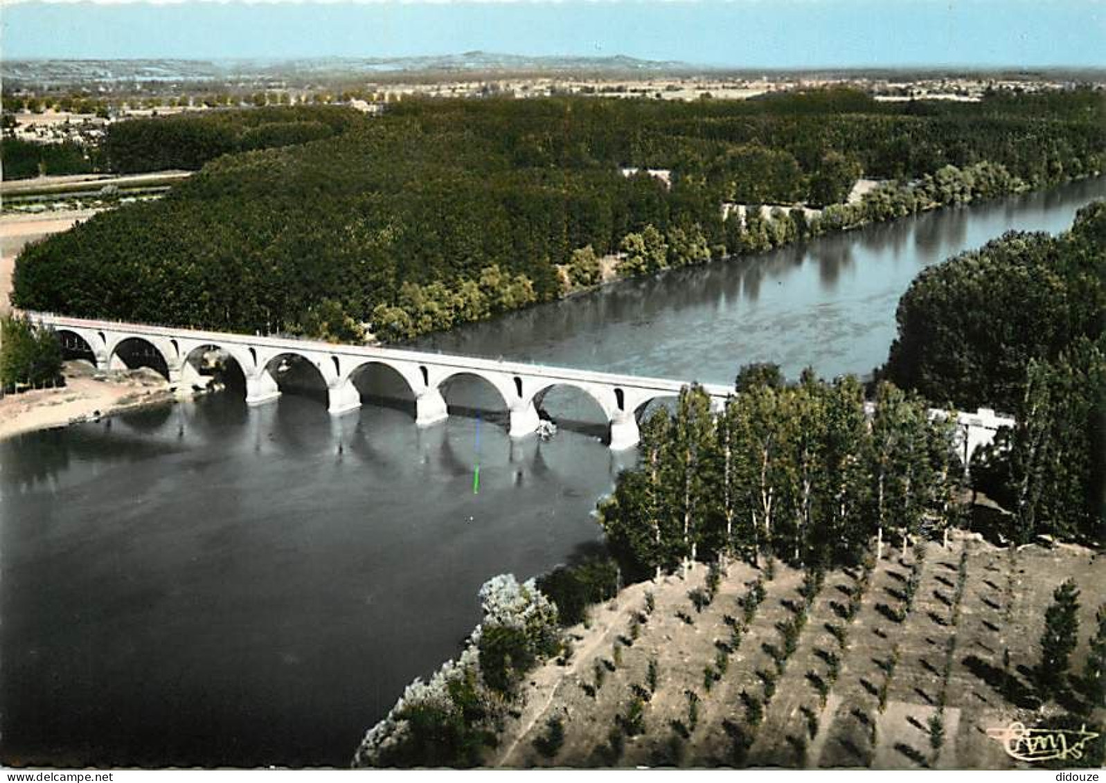 Carte Postale - 82 - Auvillar - Le Pont - Vue aérienne - Carte Neuve - CPM - Voir Scans Recto-Verso - Poscard - Carta Po