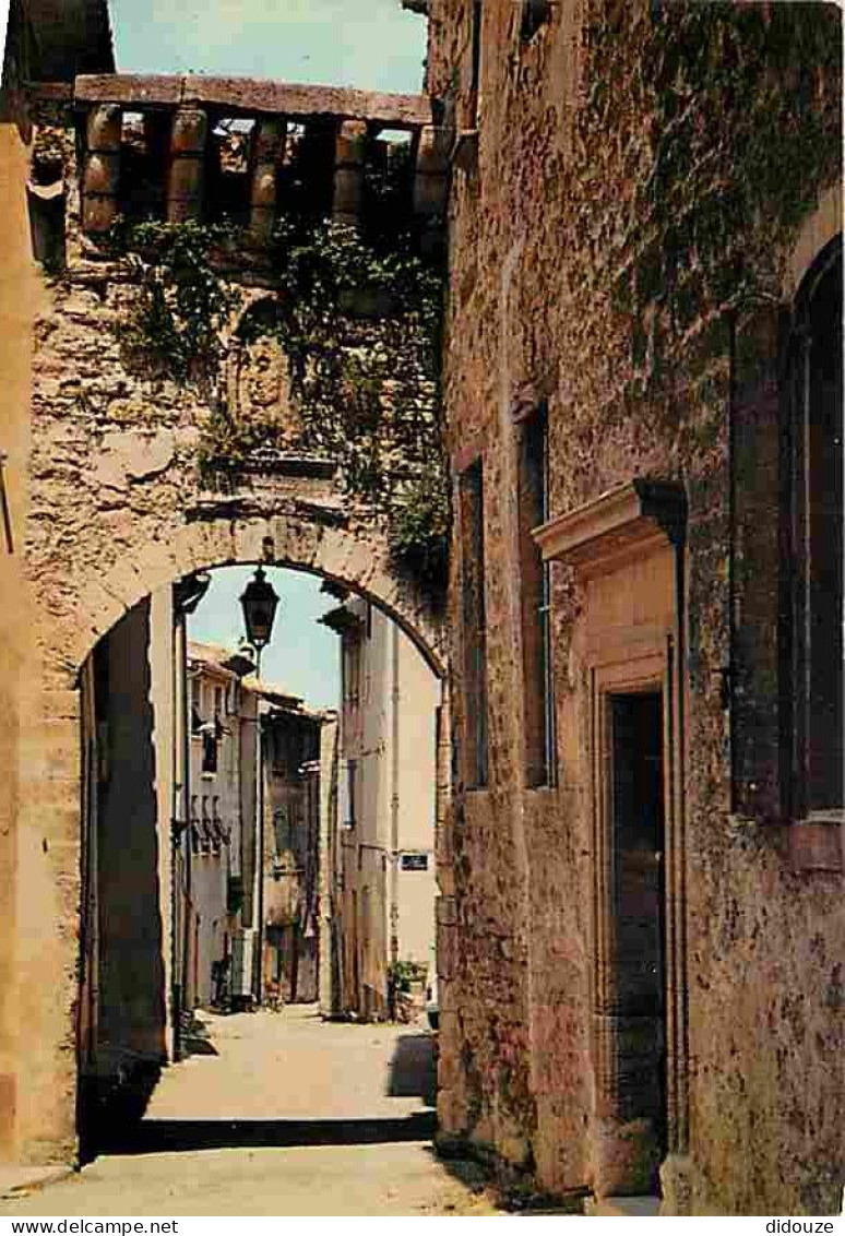 Carte Postale - 84 - Malaucène - Une vieille ruelle dans la ville - CPM - Voir Scans Recto-Verso - Poscard - Carta Posta