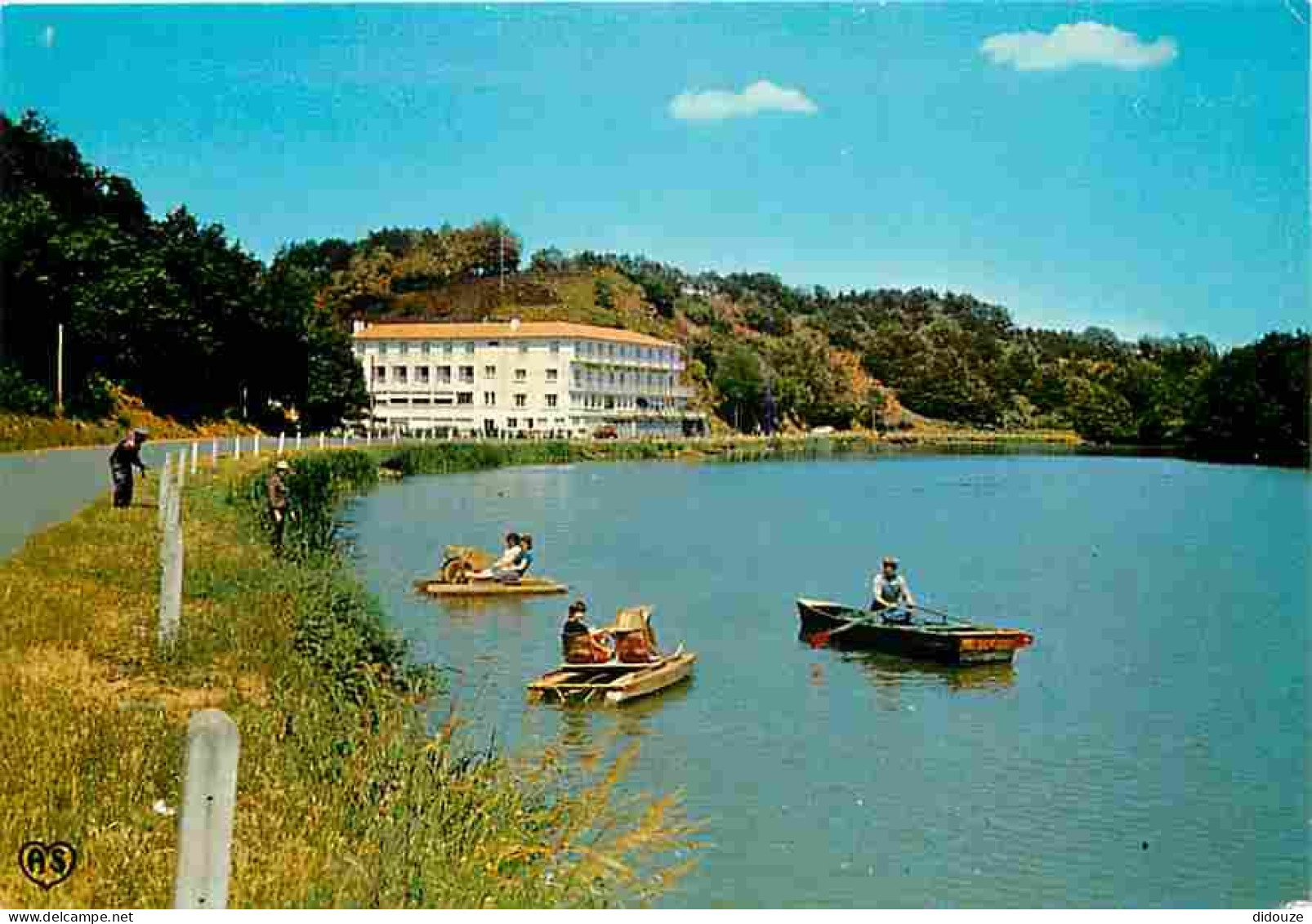 Carte Postale - 85 - Chantonnay - Hotel-Restaurant du Moulin Neuf - Pédalos - CPM - Voir Scans Recto-Verso - Poscard - C