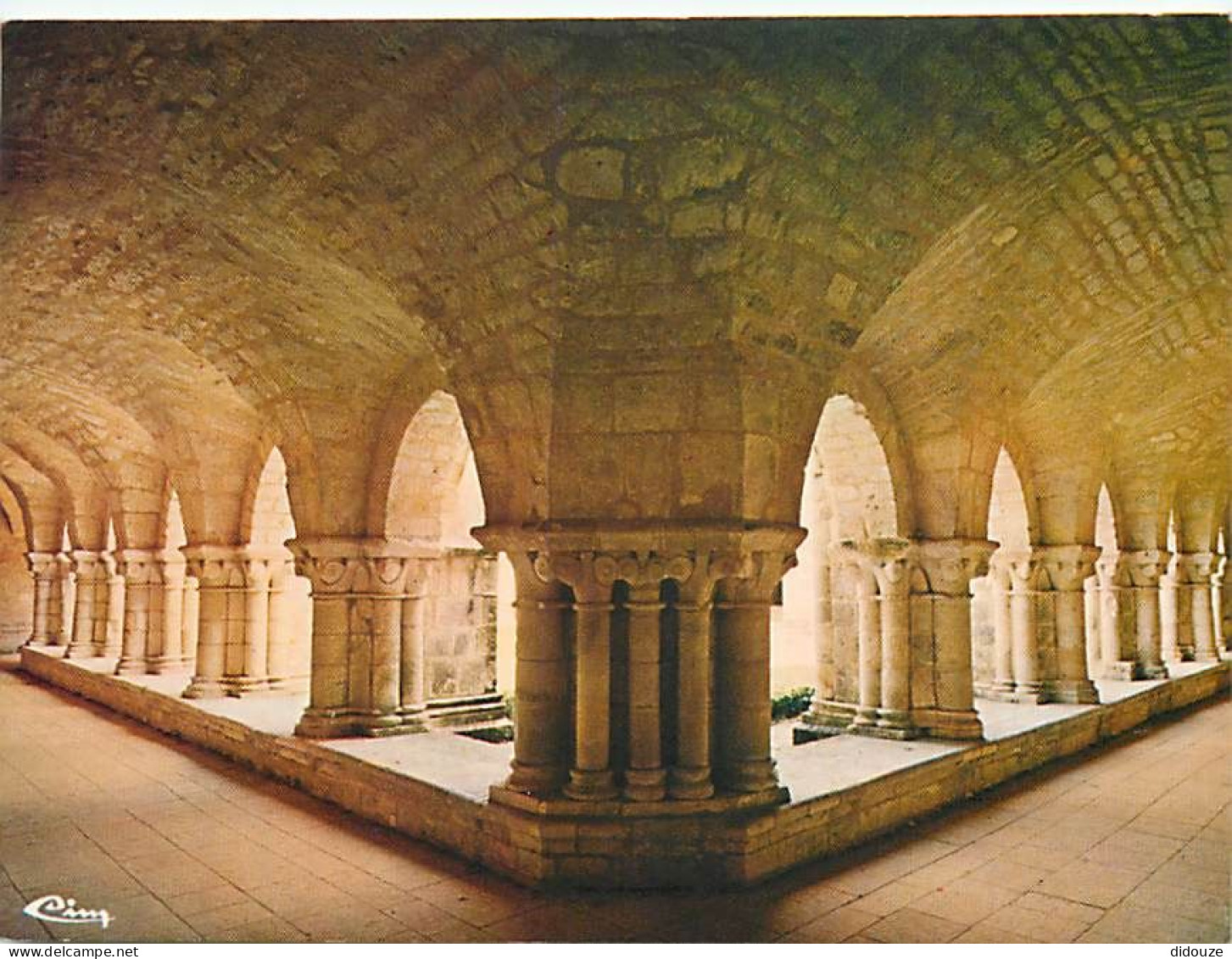 Carte Postale - 85 - Nieul sur l'Autize - Abbaye Royale Saint Vicent de Nieul - Le Cloitre - Carte Neuve - CPM - Voir Sc