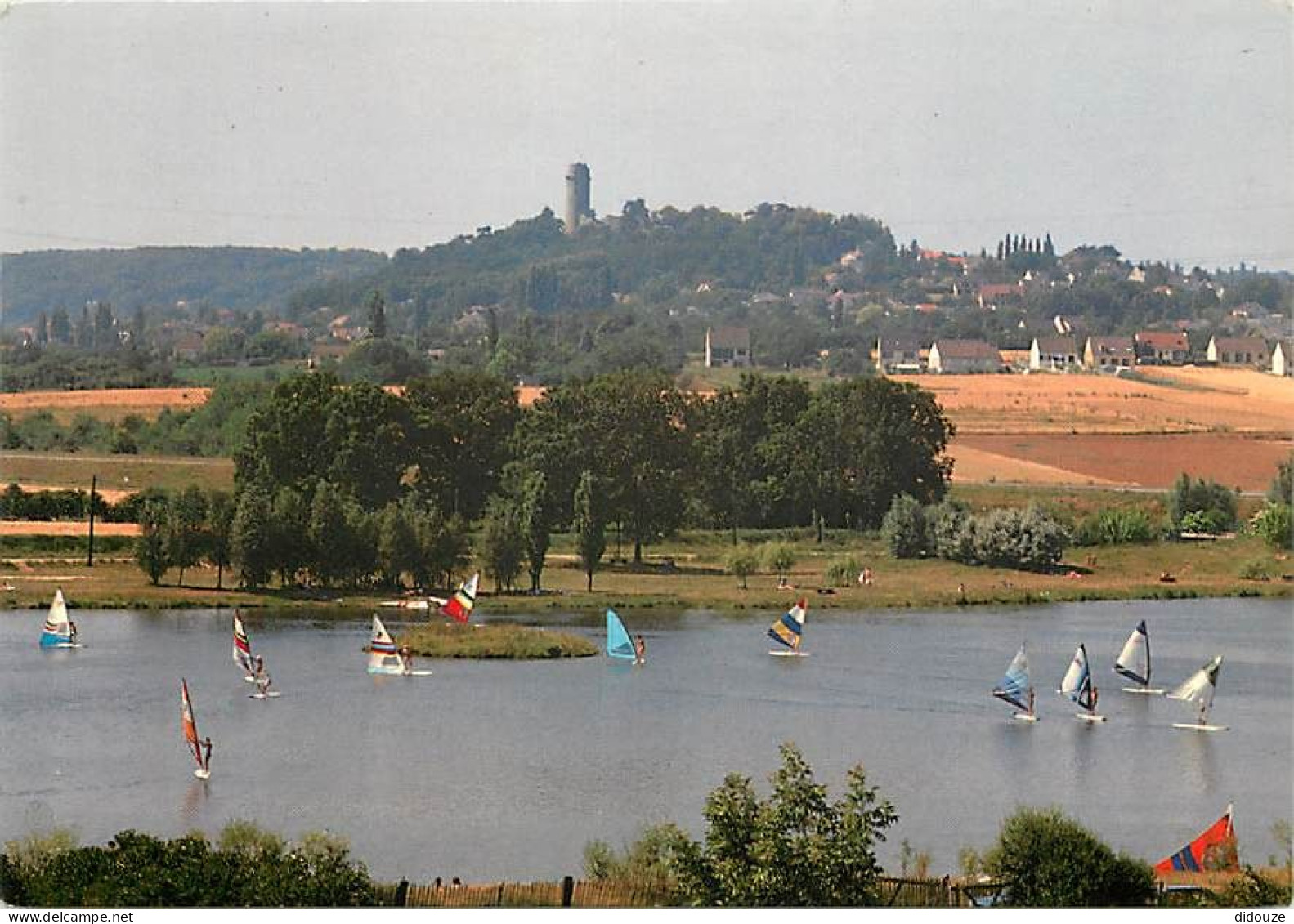 Carte Postale - 91 - Brétigny sur Orge - Le plan d'eau - Vue sur la tour de Montlhéry - CPM - Voir Scans Recto-Verso - P