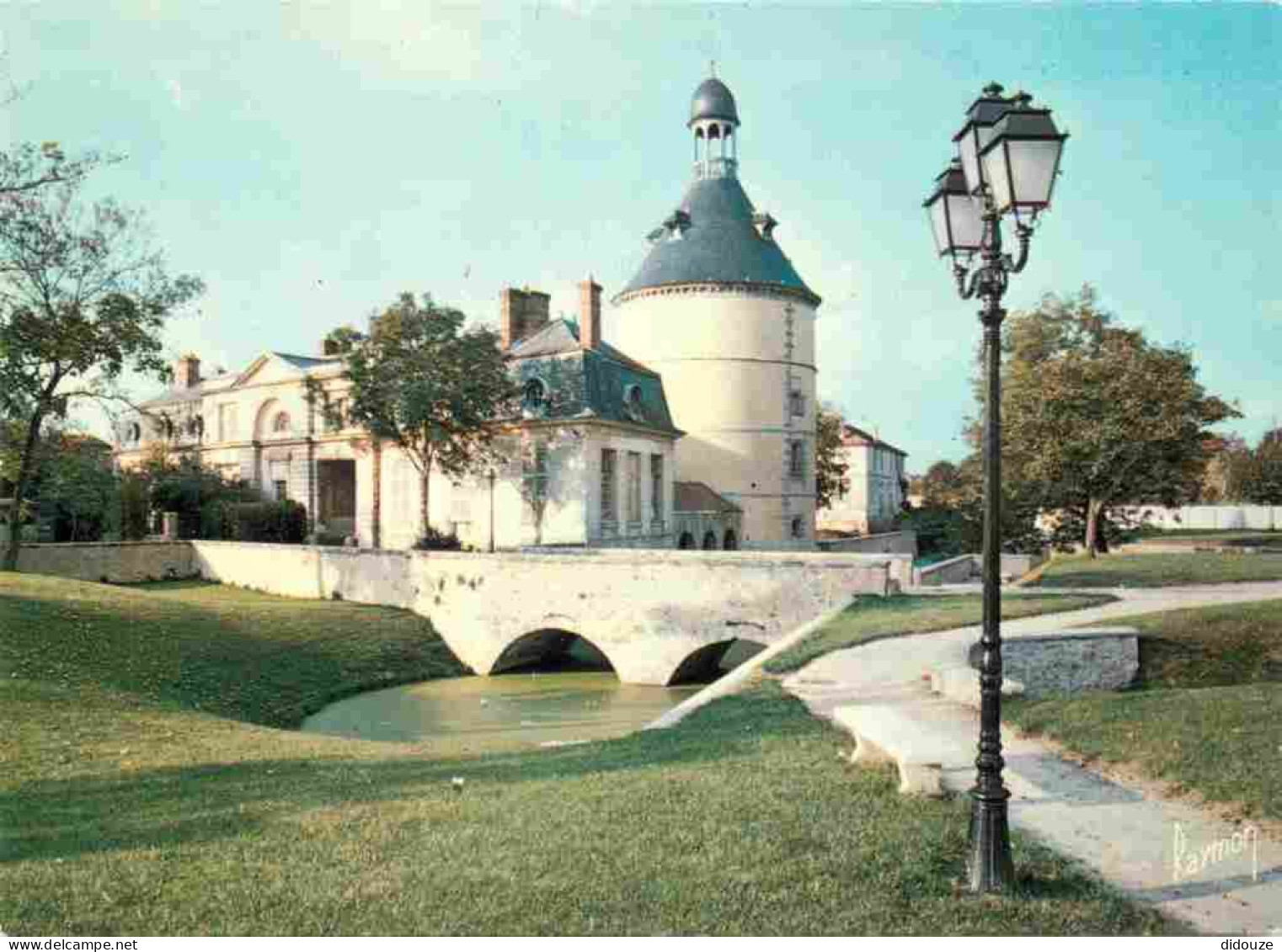 Carte Postale - 91 - Sainte Geneviève des Bois - Le Donjon - CPM - Voir Scans Recto-Verso - Poscard - Carta Postal -  Po