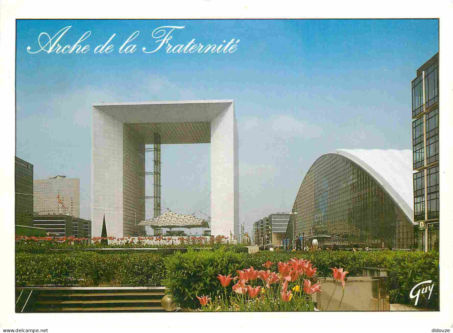 Carte Postale - 92 - La Défense - Arche de la fraternité - CPM - Etat pli - Voir Scans Recto-Verso
