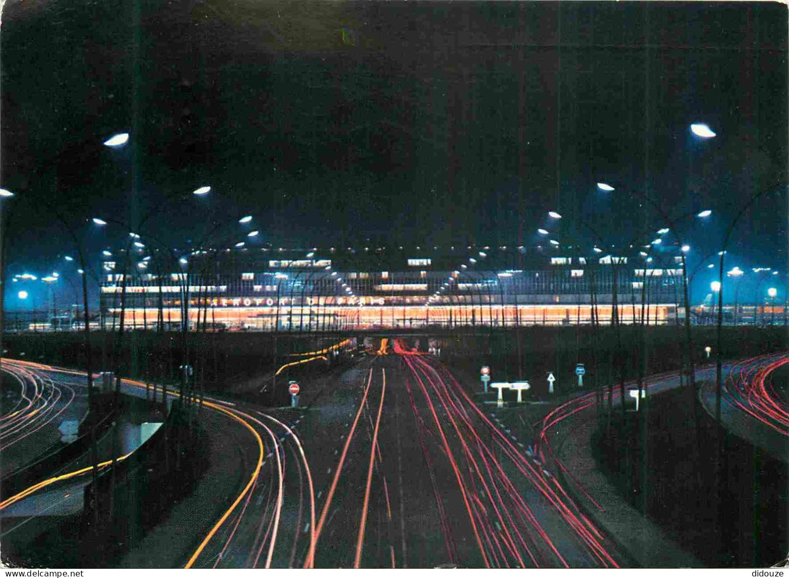 Carte Postale - 94 - Orly - Aéroport de Paris Orly - L'aérogare vue la nuit - CPM - Voir Scans Recto-Verso