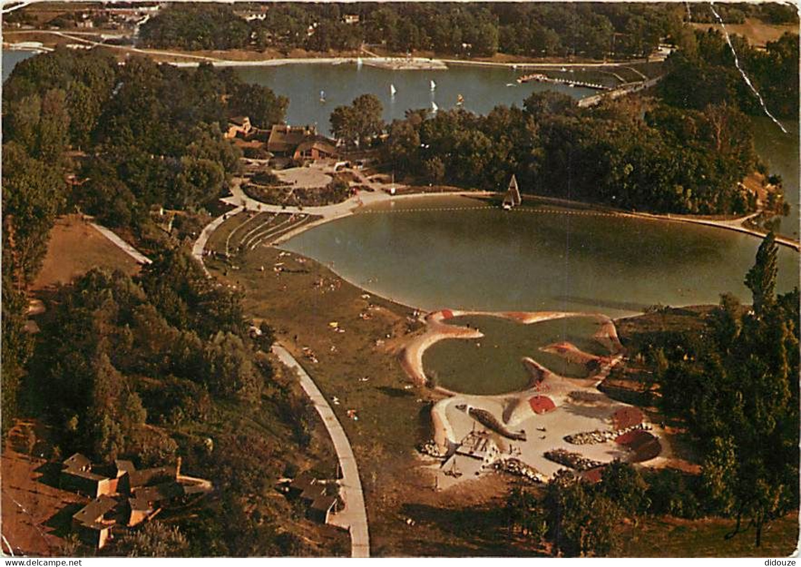 Carte Postale - 95 - Cergy Pontoise - Les Etangs - La Base de Loisirs - Vue aérienne - Etat pli visible - CPM - Voir Sca
