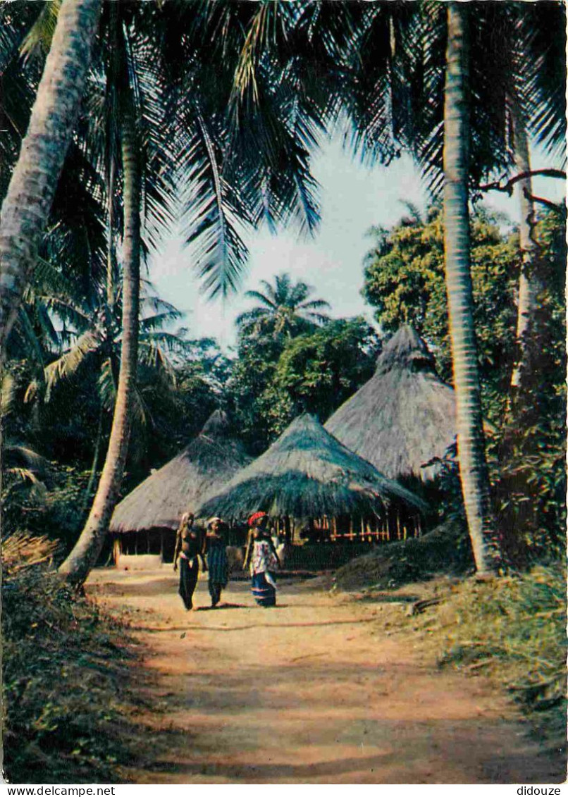 Carte Postale - Afrique - Afrique en couleurs - Village sous les palmes - CPM - Voir Scans Recto-Verso