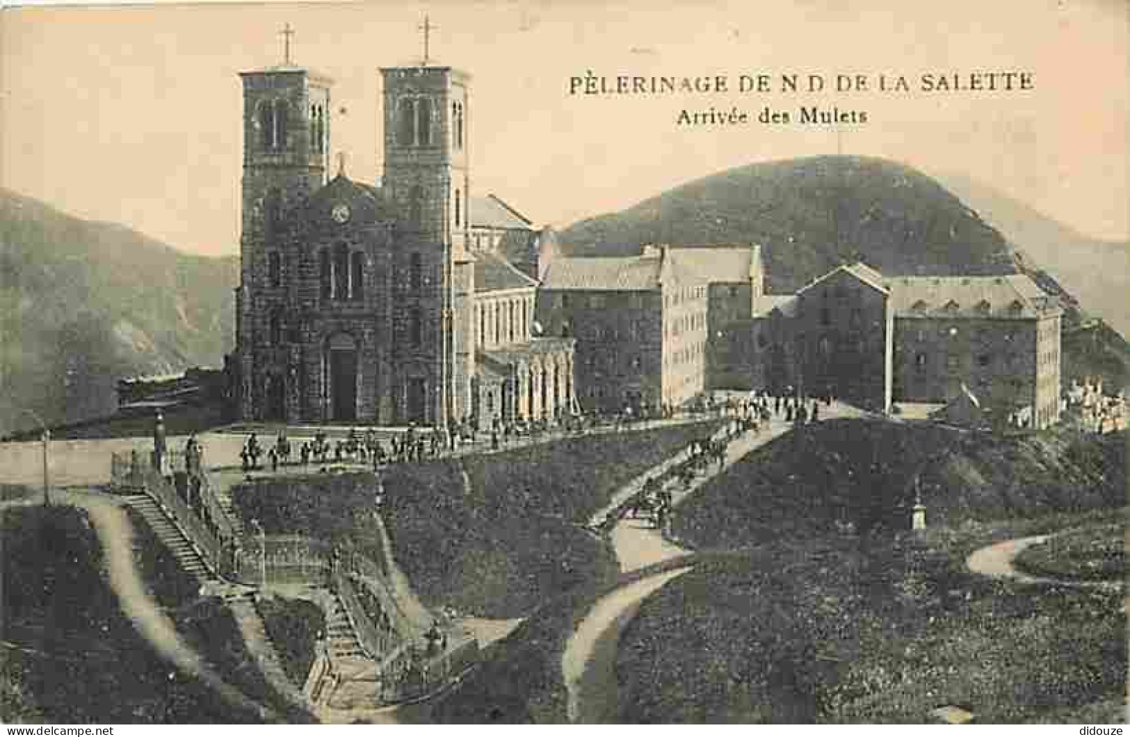 Carte Postale Ancienne - 38 - La Salette-Fallavaux - Pèlerinage de Notre Dame de La Salette - Arrivée des Mulets - Carte