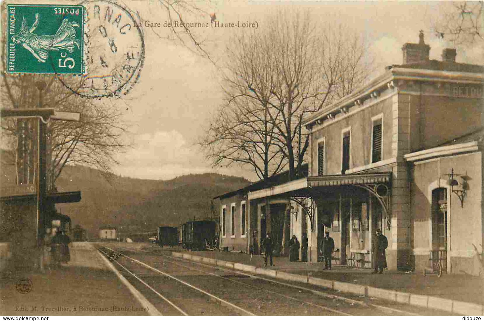 Carte Postale Ancienne - 43 - Retournac - La gare de Retournac - Animée - CPA - Oblitération de 1910 - Voir Scans Recto-