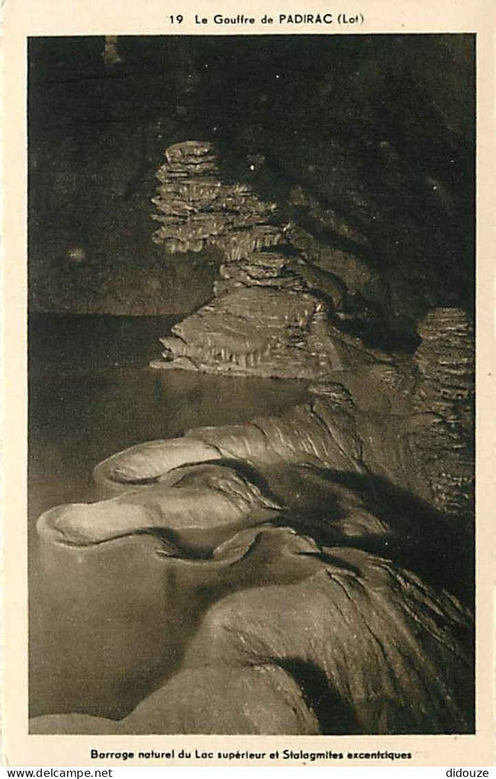 Carte Postale Ancienne - 46 - Padirac - Le Gouffre de Padirac - Barrage naturel du Lac supérieur et Stalagmites excentri