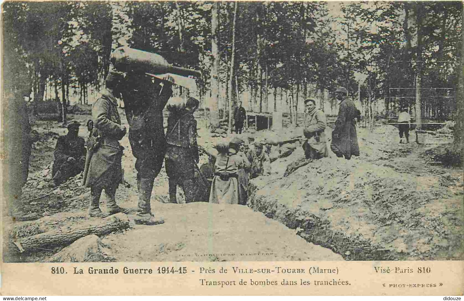 Carte Postale Ancienne - 51 - Ville sur Tourbe - Guerre 1914-1918 - Prés de Ville-sur-Tourbe - Transport de bombes dans