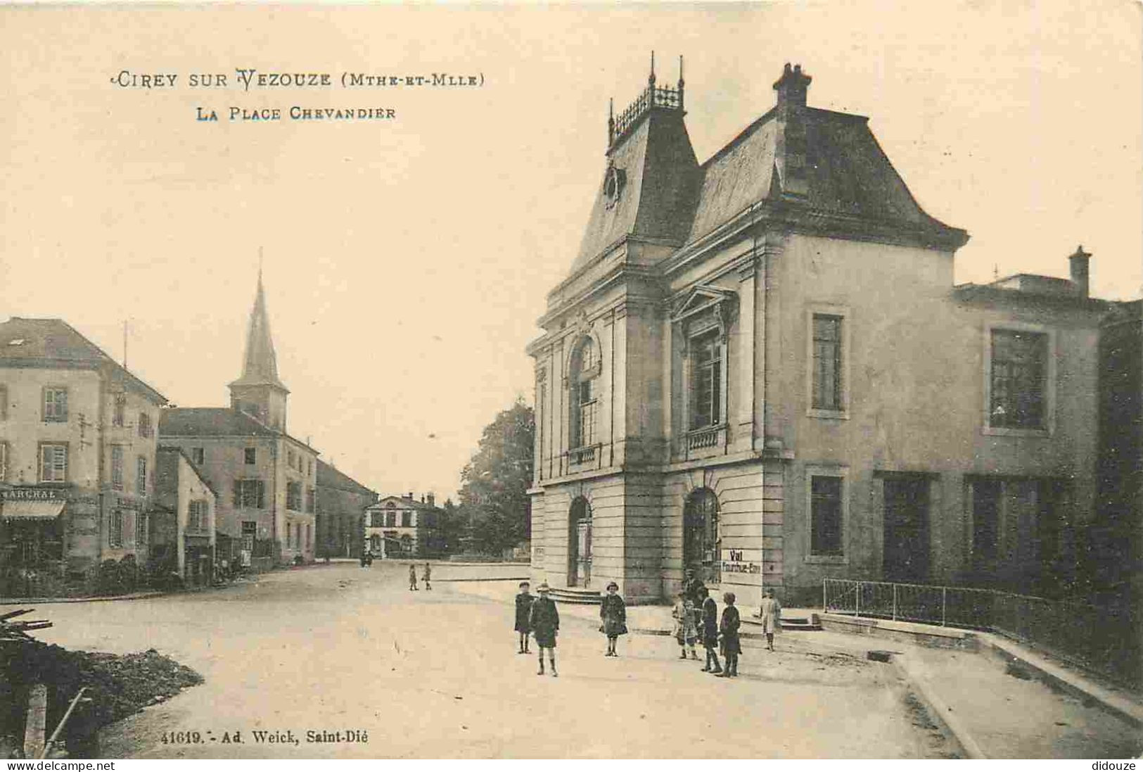 Carte Postale Ancienne - 54 - Cirey sur vezouze - La place chevandier - Animée - CPA - Voir Scans Recto-Verso