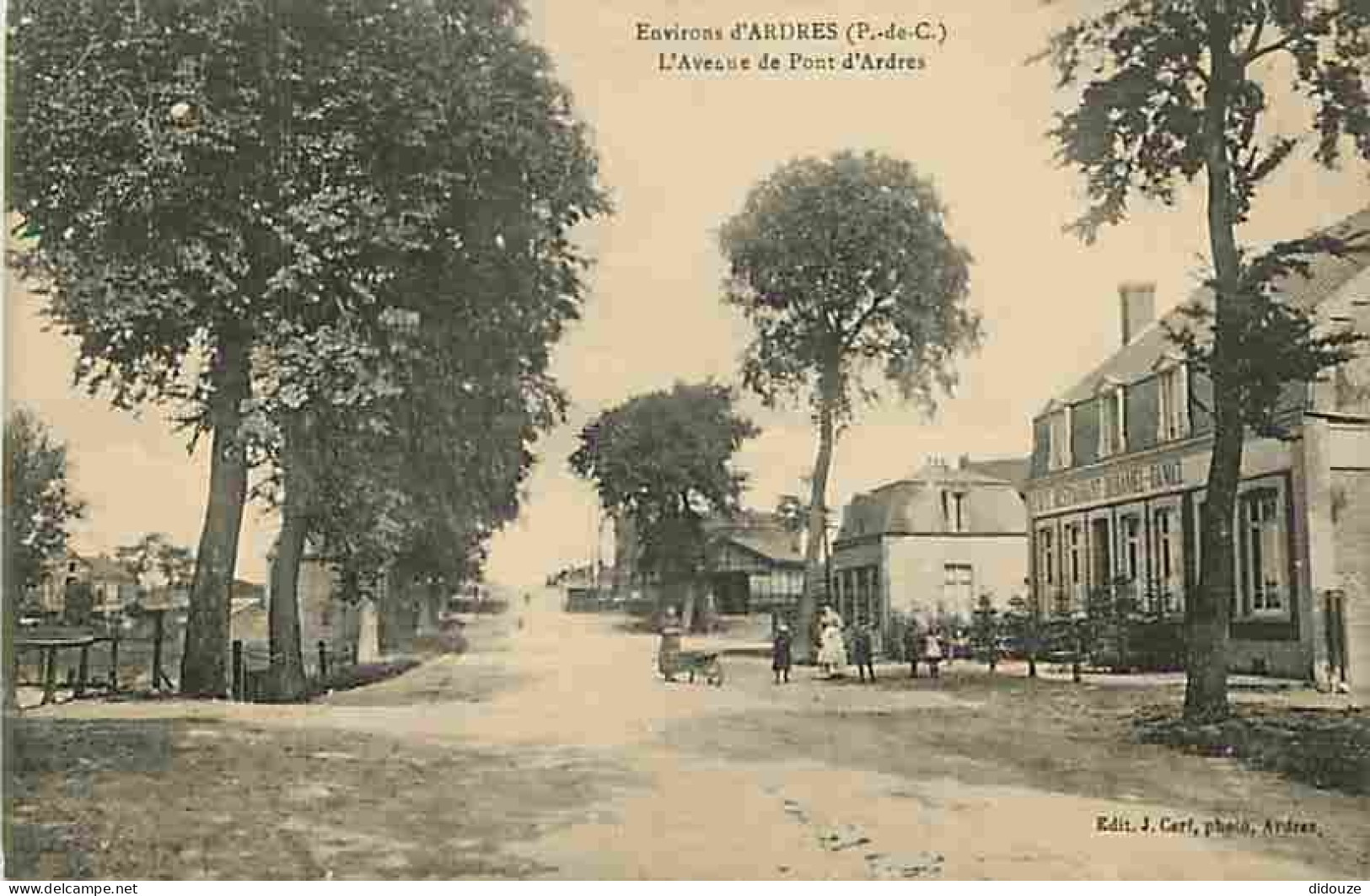 Carte Postale Ancienne - 62 - Ardres - L'Avenue de Pont d'Ardres - Animé - Carte Vierge - CPA - Voir Scans Recto-Verso -
