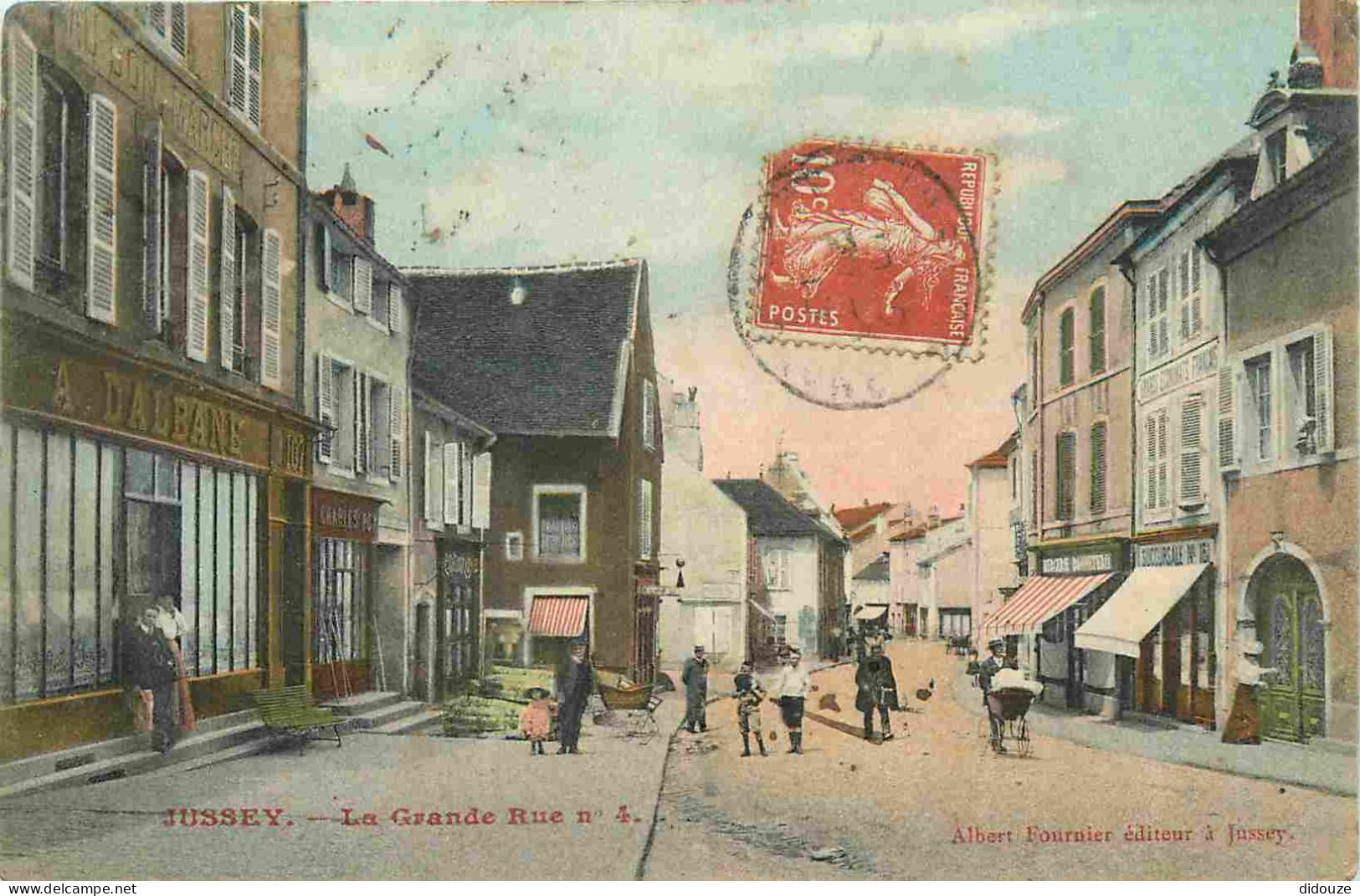 Carte Postale Ancienne - 70 - Jussey - La grande rue - Animée - Colorisée - CPA - Oblitération de 1910 - Voir Scans Rect